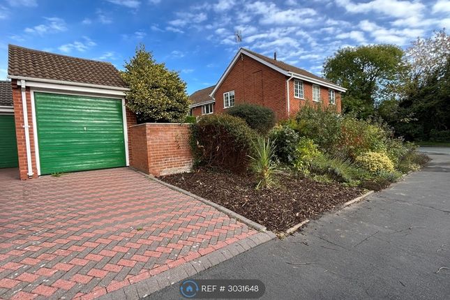 Cricket Close, Walsall photo 2