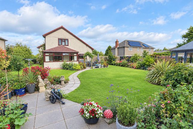 3-bed detached on Beech House, Tavistock Road, Launceston, £375,000