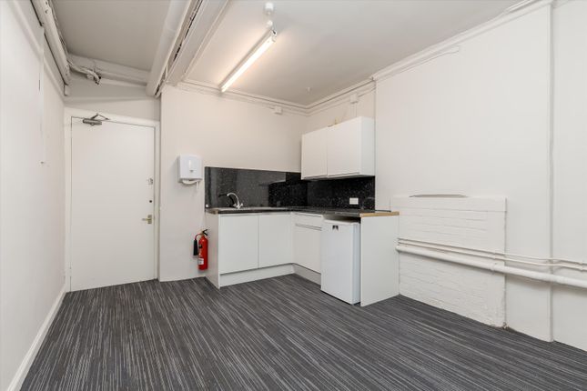 Town house for sale in Albany Street, Edinburgh