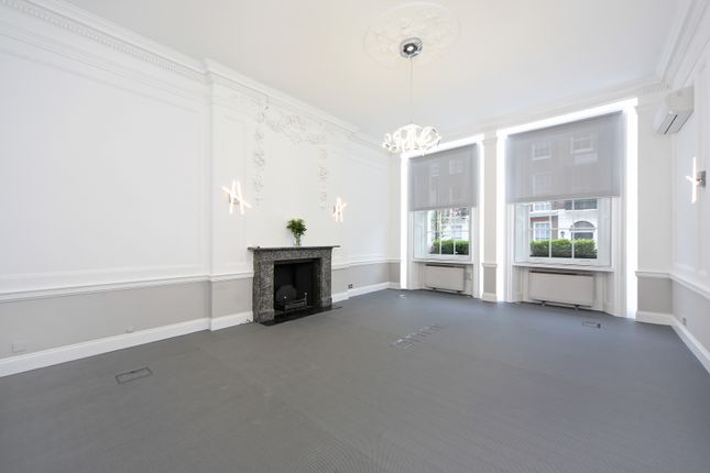 Office to let in Gloucester Place, London