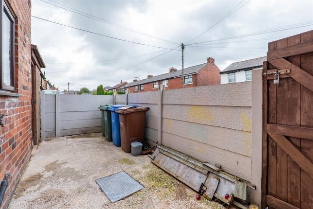 45, Erskine Road, Chorley photo 4
