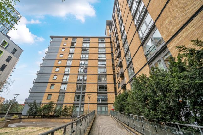 131 Trentham Court,, Victoria Road, London photo 2