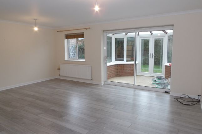 Detached house to rent in Aysgarth Park, Maidenhead