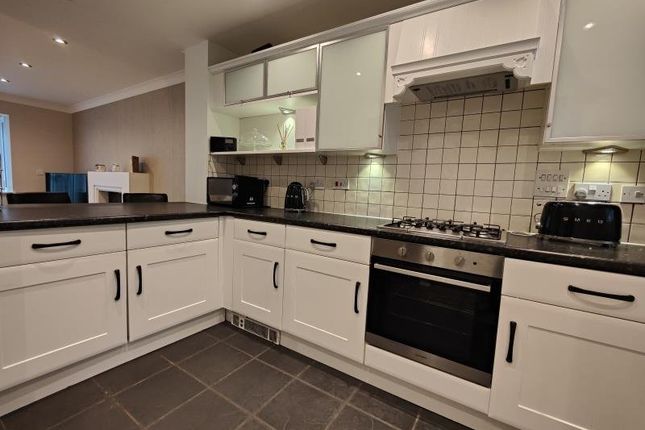 17, Manor House, Wakefield photo 4