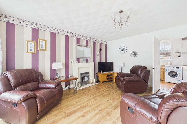 131 North Calder Road, Uddingston photo 2