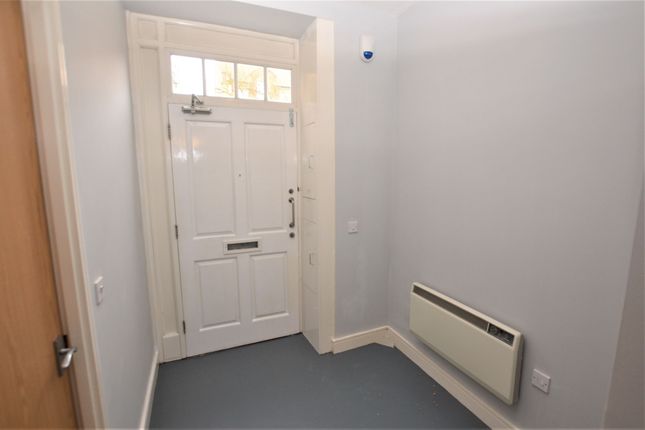 Flat for sale in Springhill Court, Bluecoat, Wavertree, Liverpool