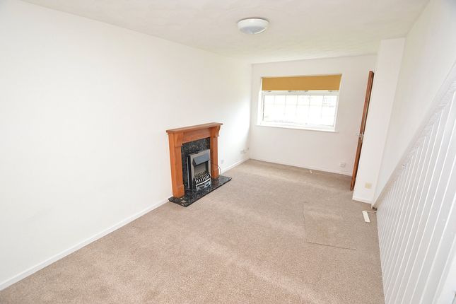 6, Lowertown Close, Saltash photo 3
