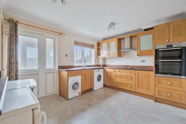 24, Pednandrea, St Just photo 3