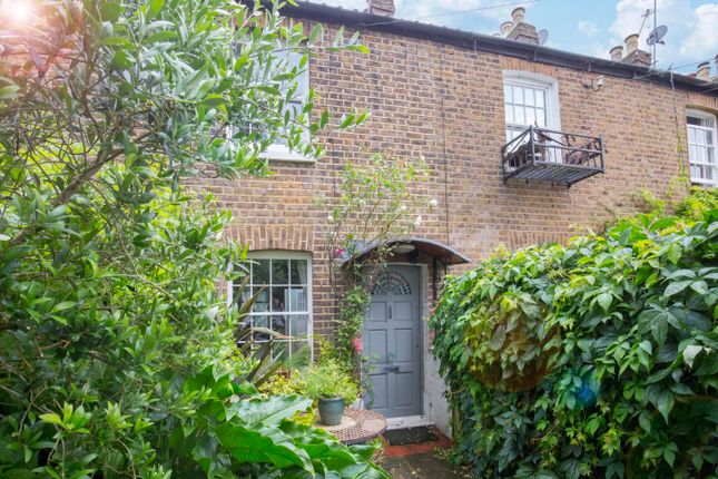 Cottage for sale in Ferry Road, Twickenham