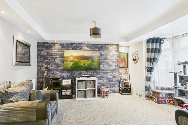 4, Mary Street, Porthcawl photo 4
