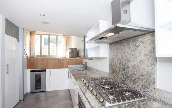 Terraced house to rent in Parkhill, Belsize Park