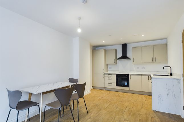 Flat to rent in 84 Queen Street, City Centre, Sheffield