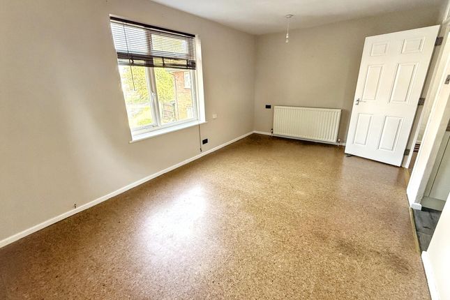 17, Byron Road, Rustington photo 2