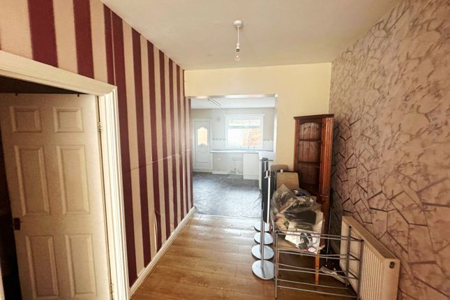 2, Cottingham Avenue, Osborne Street, Hull photo 4