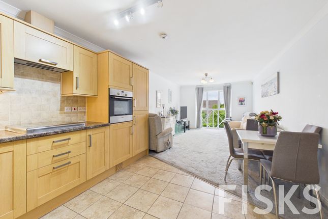 Flat Flat 20, 120, Long Road, Canvey Island photo 4