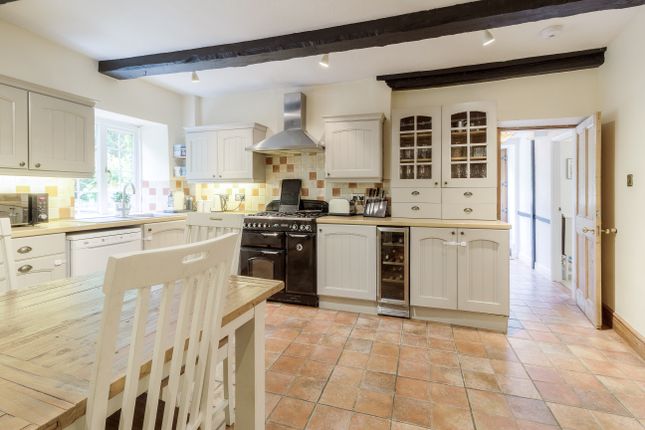 Country house for sale in The Woodlands, Stanwick, Northamptonshire
