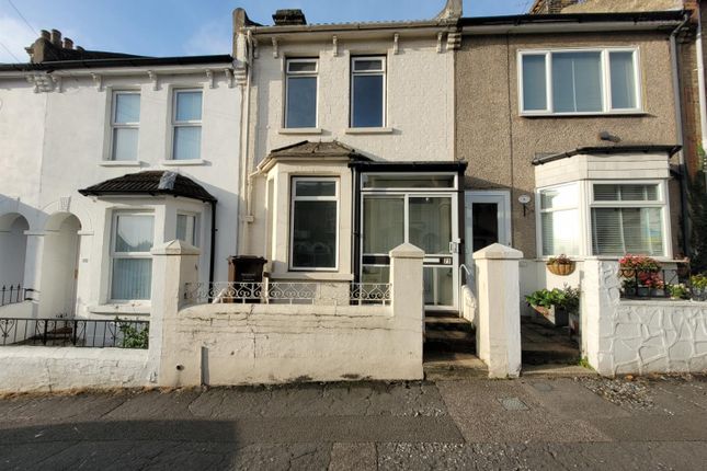Thumbnail Terraced house to rent in Kitchener Road, Strood, Rochester