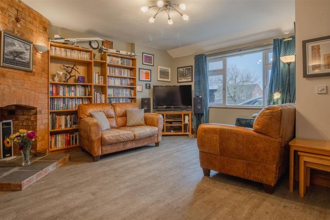 25, Hambridge Road, Southam photo 3