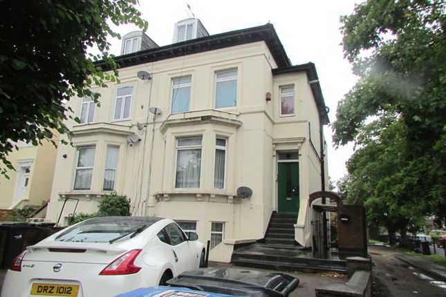 Thumbnail Flat for sale in Ordnance Road, Enfield