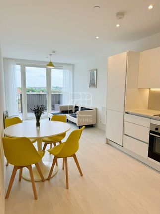 Wryneck Apartmentsï¼Œ21 Perryfield Way, London, Nw9