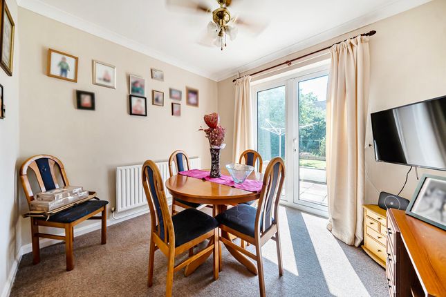 9, Fury Avenue, Grimoldby photo 4