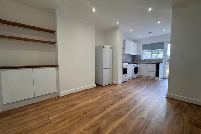 6, Elmstead Road, Greater London photo 4