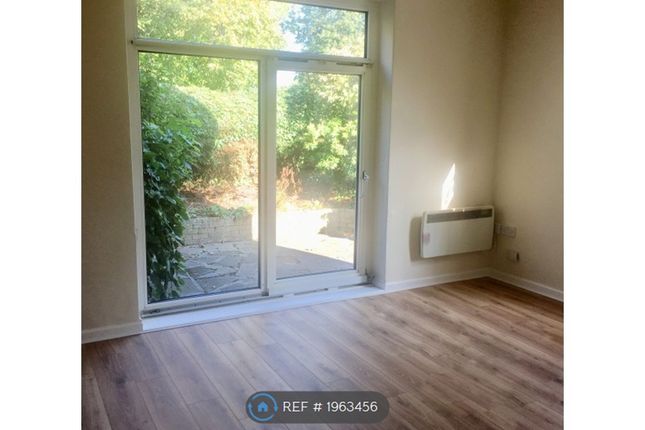 Flat, Lee House Taylor Street, Newcastle-Under-Lyme photo 3