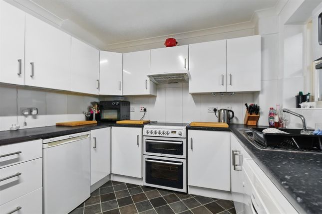 21, Drovers Court, York photo 3