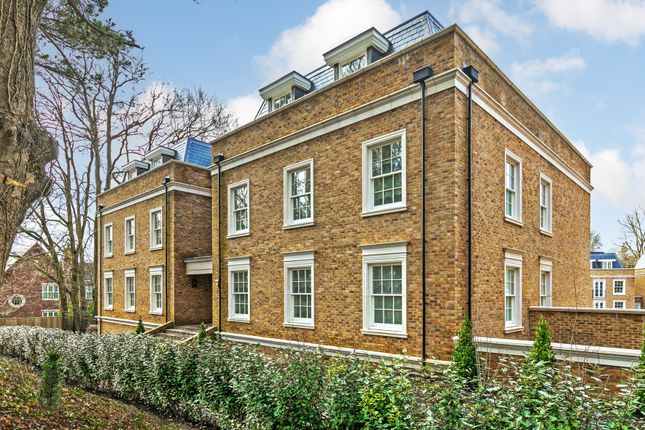 Flat for sale in Langham Place, Winchester