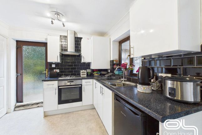 639, Littleworth Road, Cannock photo 3