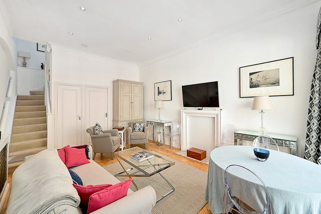 3, Eaton Terrace Mews, London photo 2