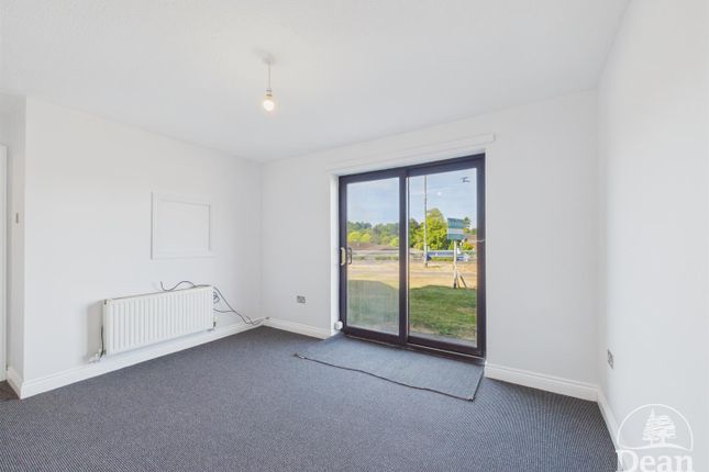 6, Old Vicarage Court, Coleford photo 3