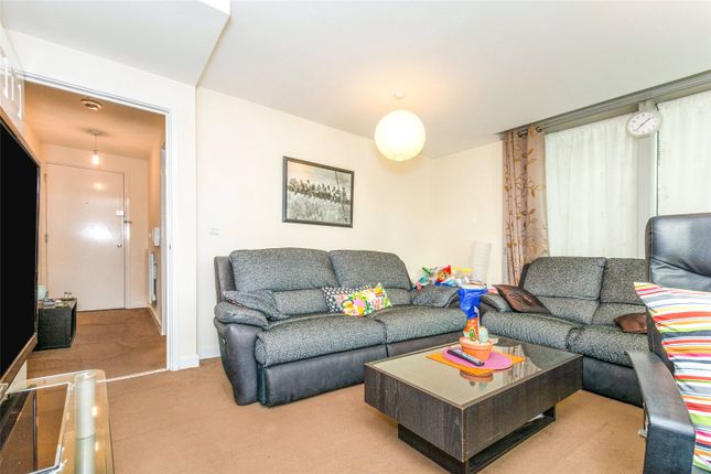 Flat for sale in Rillaton Walk, Central Milton Keynes, Milton Keynes, Bucks