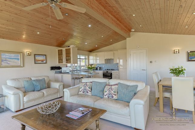 Lodge 28, Whitsand Bay, Cornwall photo 2