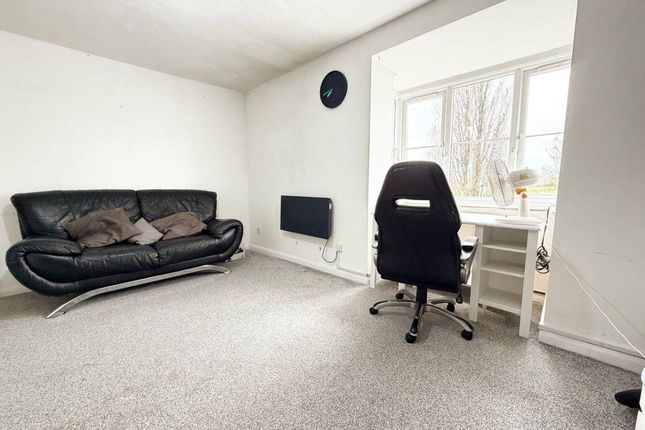 Flat 11, Jefferson Lodge, Wembley photo 2