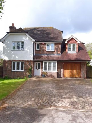 Detached house to rent in Greenview Avenue, Leigh, Tonbridge, Kent