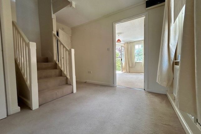 2 Harley Court London Road, Marlborough photo 4