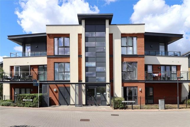 Thumbnail Flat to rent in Sycamore Avenue, Woking