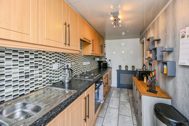 9, Hudson Road, Merseyside photo 4