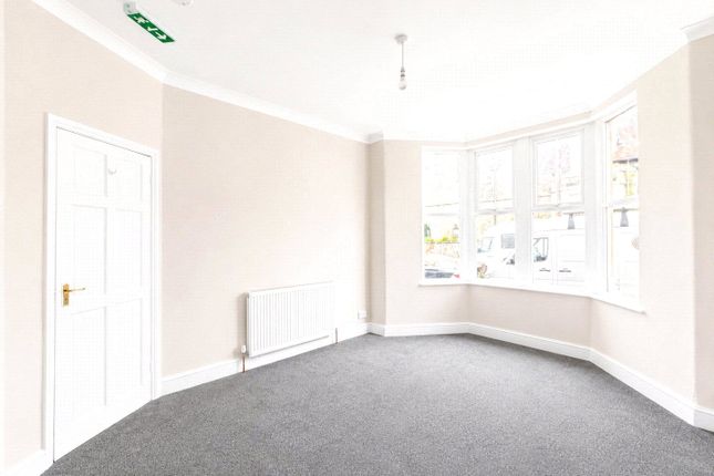 Room 5, 7, Elfin Road, Somerset photo 2