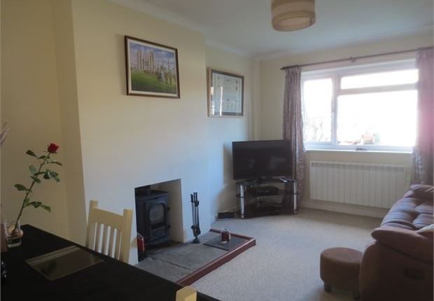 12, Parklands Way, Somerton photo 2