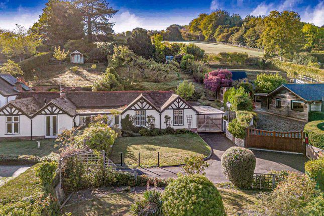 2-bed semi-detached on Streatley on Thames, £600,000
