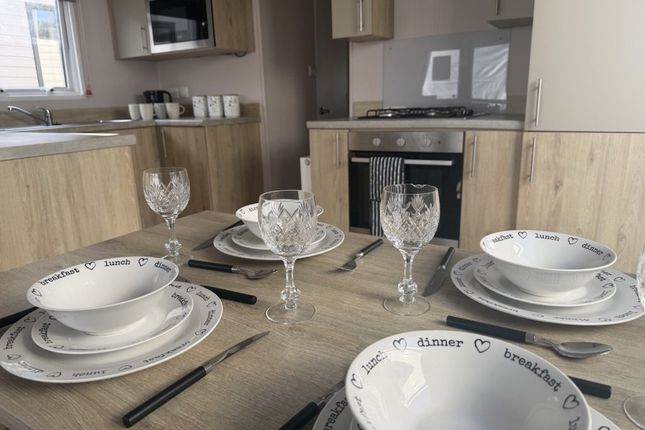 Chichester Lakeside Holiday Park, Chichester photo 4