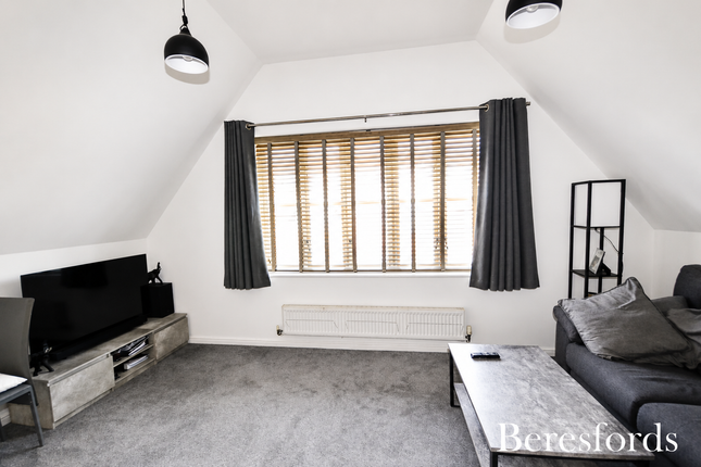19, White Hart Way, Dunmow photo 4