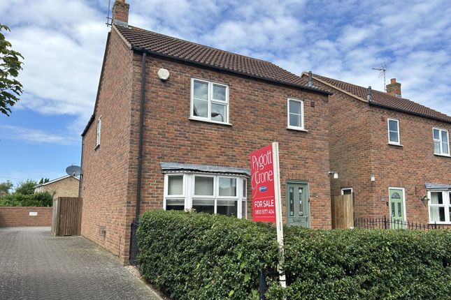Detached house for sale in St. Johns Road, Spalding, Lincolnshire