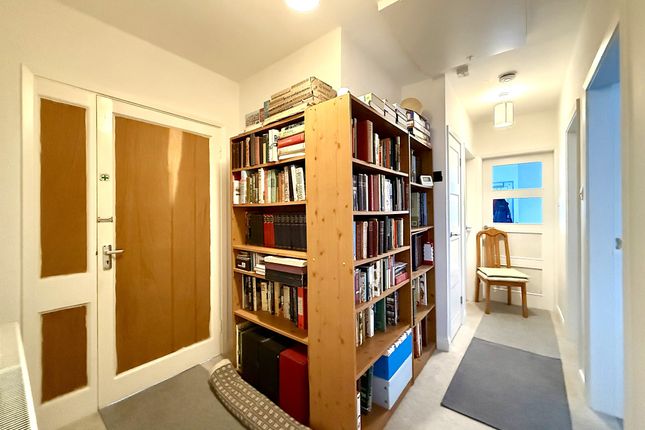 23, Harewood Avenue, Lancaster photo 2