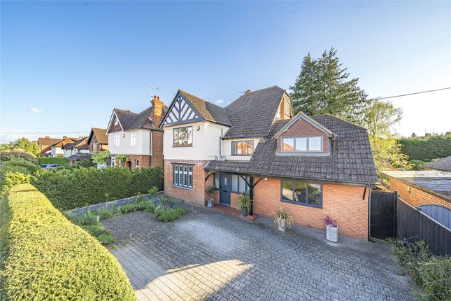 Thumbnail Detached house for sale in Walton On Thames, Surrey