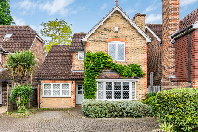 Thumbnail Detached house to rent in Convent Close, Beckenham