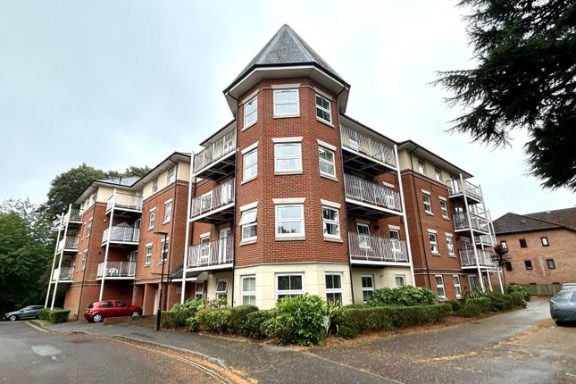 Thumbnail Flat for sale in Rollesbrook Gardens, Southampton, Hampshire