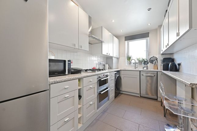 Apt 191, Ashby House Waxlow Way, Northolt photo 3
